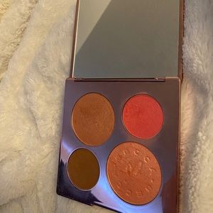 Becca x chrissy pallet that is no longer available